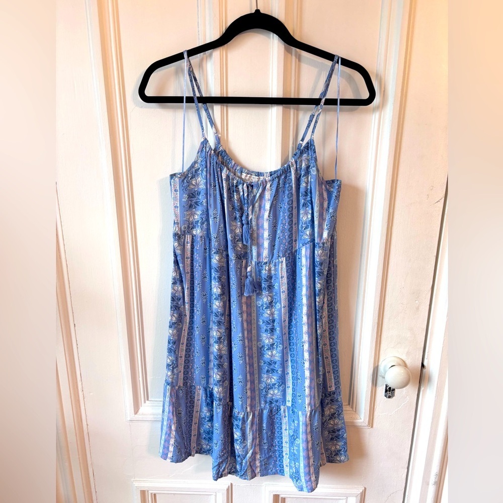 Women’s Wild Skye Sleeveless Floral Baby Doll Dress Blue/Pink Size Medium